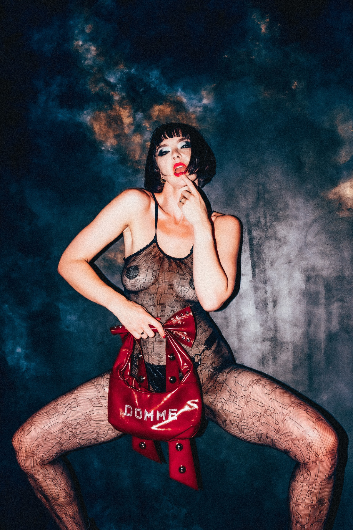 DOMME 💋 UPCYCLED  BURGUNDY BOW RHINESTONE HANDBAG