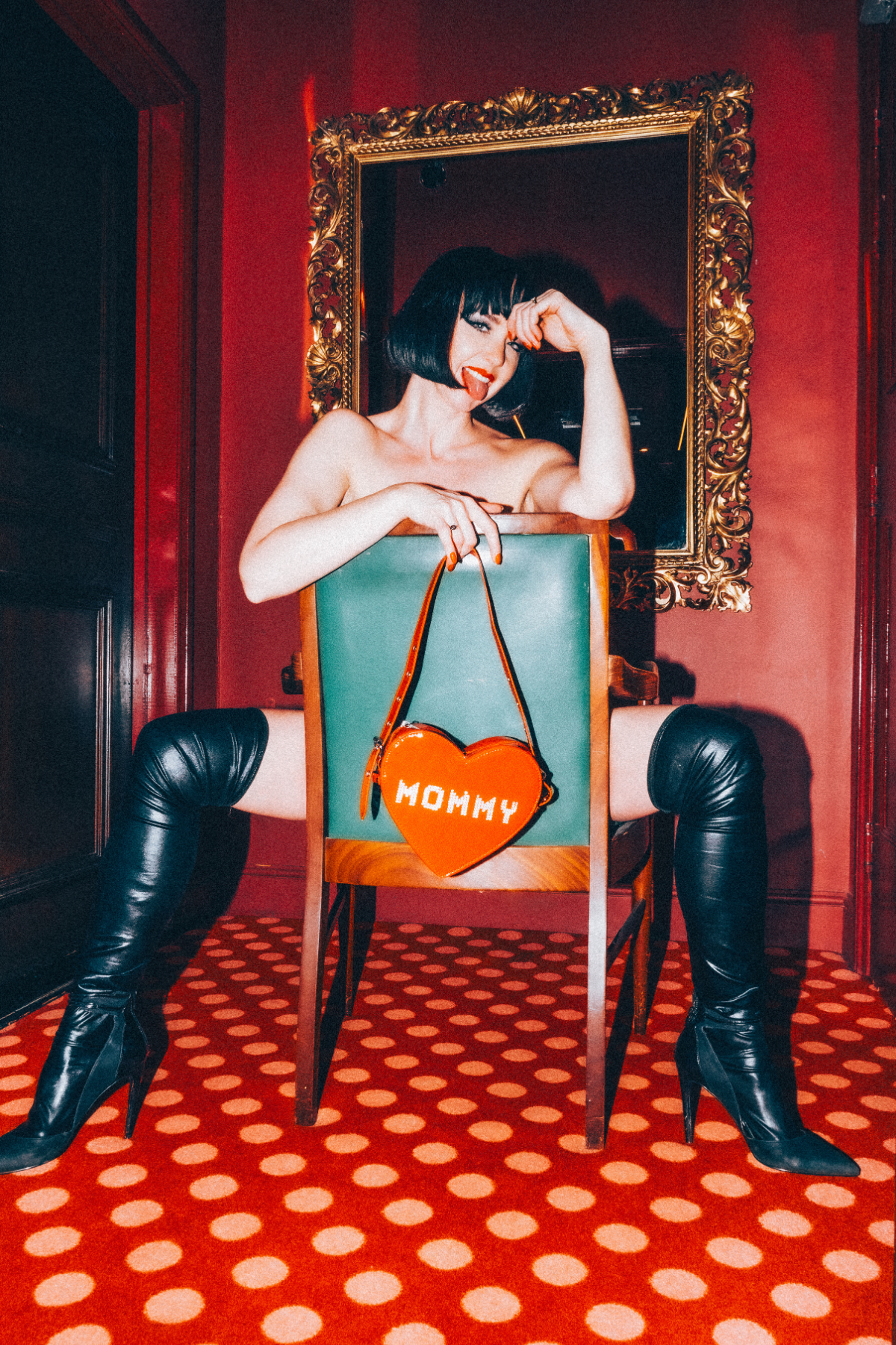 MOMMY✨️ CREATE YOUR OWN UPCYCLED RHINESTONE HANDBAG ✨